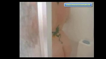 sexy mom with hot pussy  shower  | Visit (www.freesexmomtube.tk)