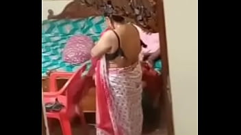 Neighbor aunty caught while changing saree