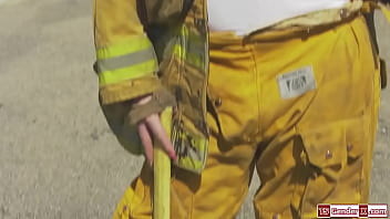 Trans firewoman Aspen Brooks barebacking